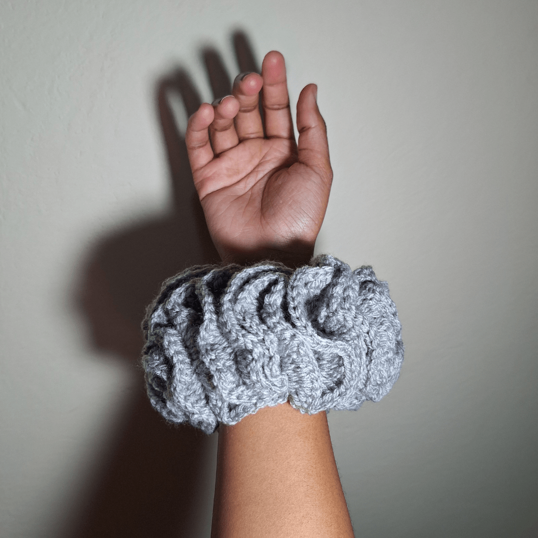 Ruffle Scrunchie - Cleo Kalon Creations