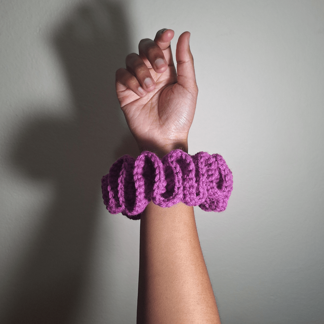 Wavy Scrunchie - Cleo Kalon Creations
