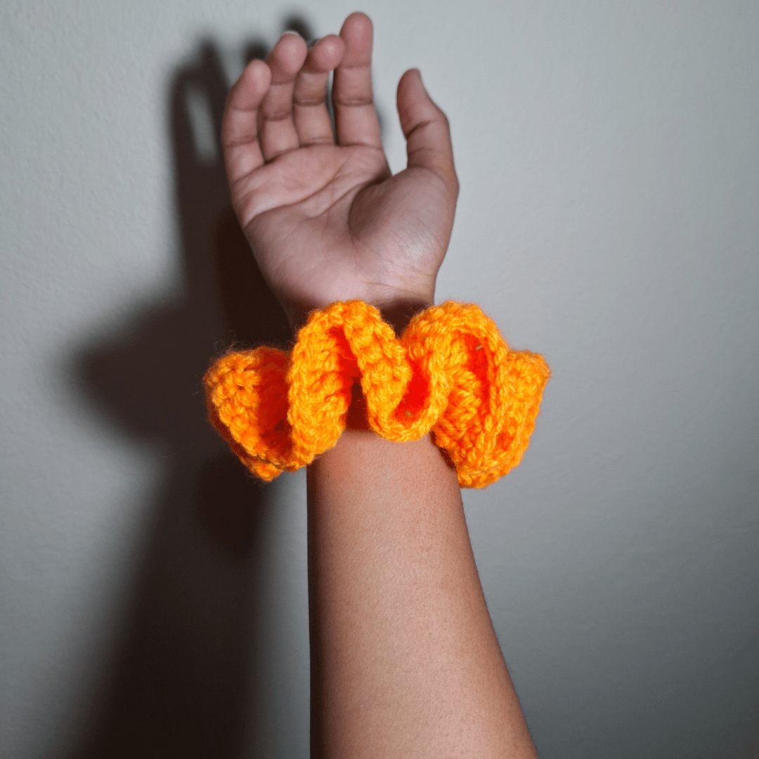 Wavy Scrunchie - Cleo Kalon Creations