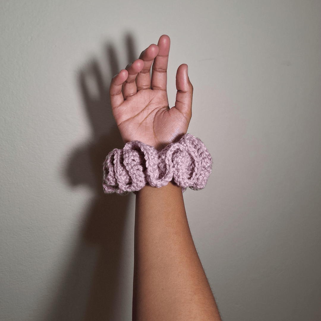 Wavy Scrunchie - Cleo Kalon Creations