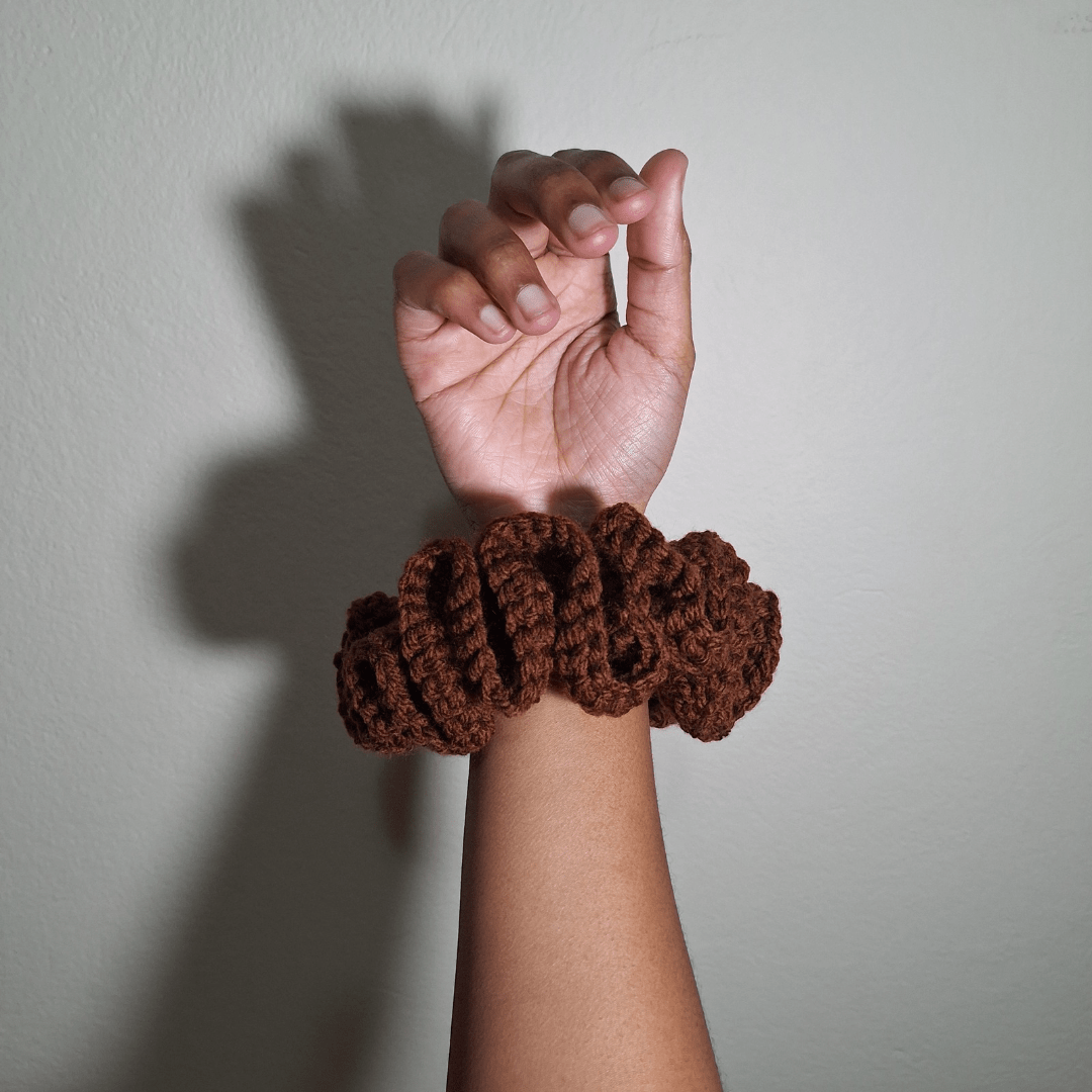 Wavy Scrunchie - Cleo Kalon Creations