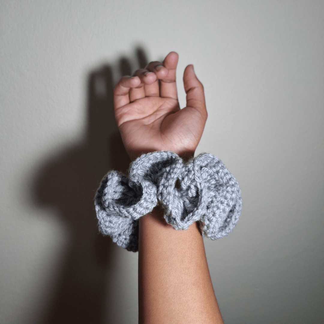 Wavy Scrunchie - Cleo Kalon Creations