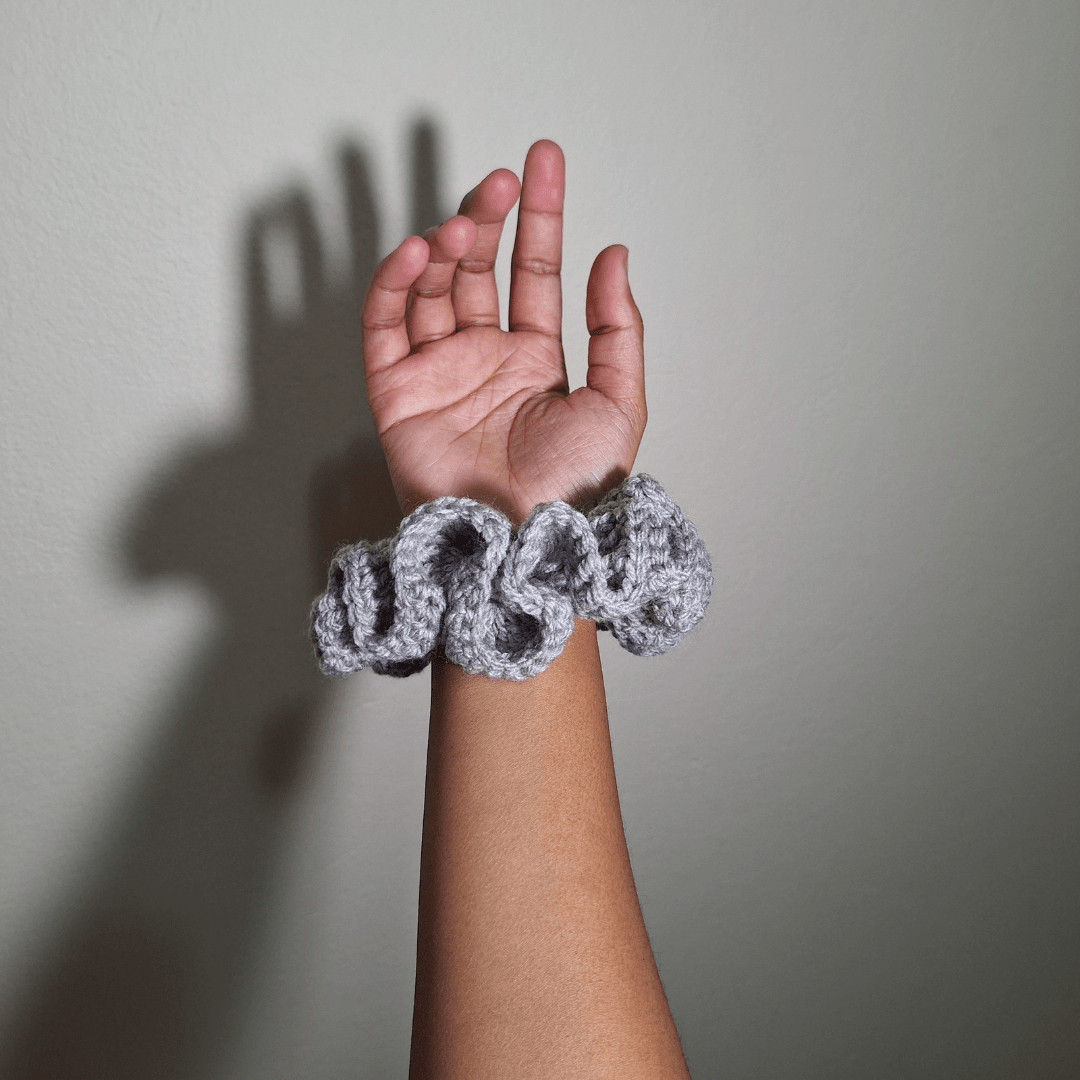 Wavy Scrunchie - Cleo Kalon Creations