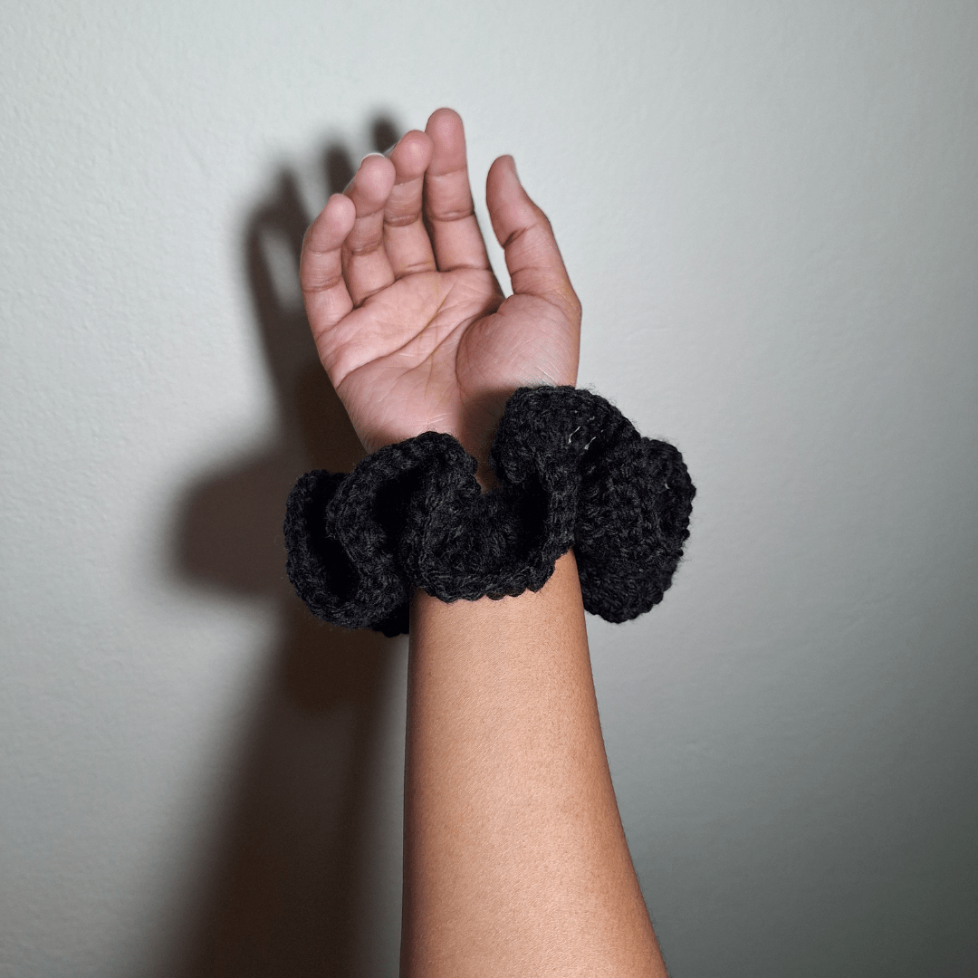Wavy Scrunchie - Cleo Kalon Creations