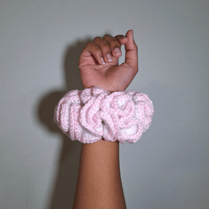 Outlined Ruffle Scrunchie - Cleo Kalon Creations