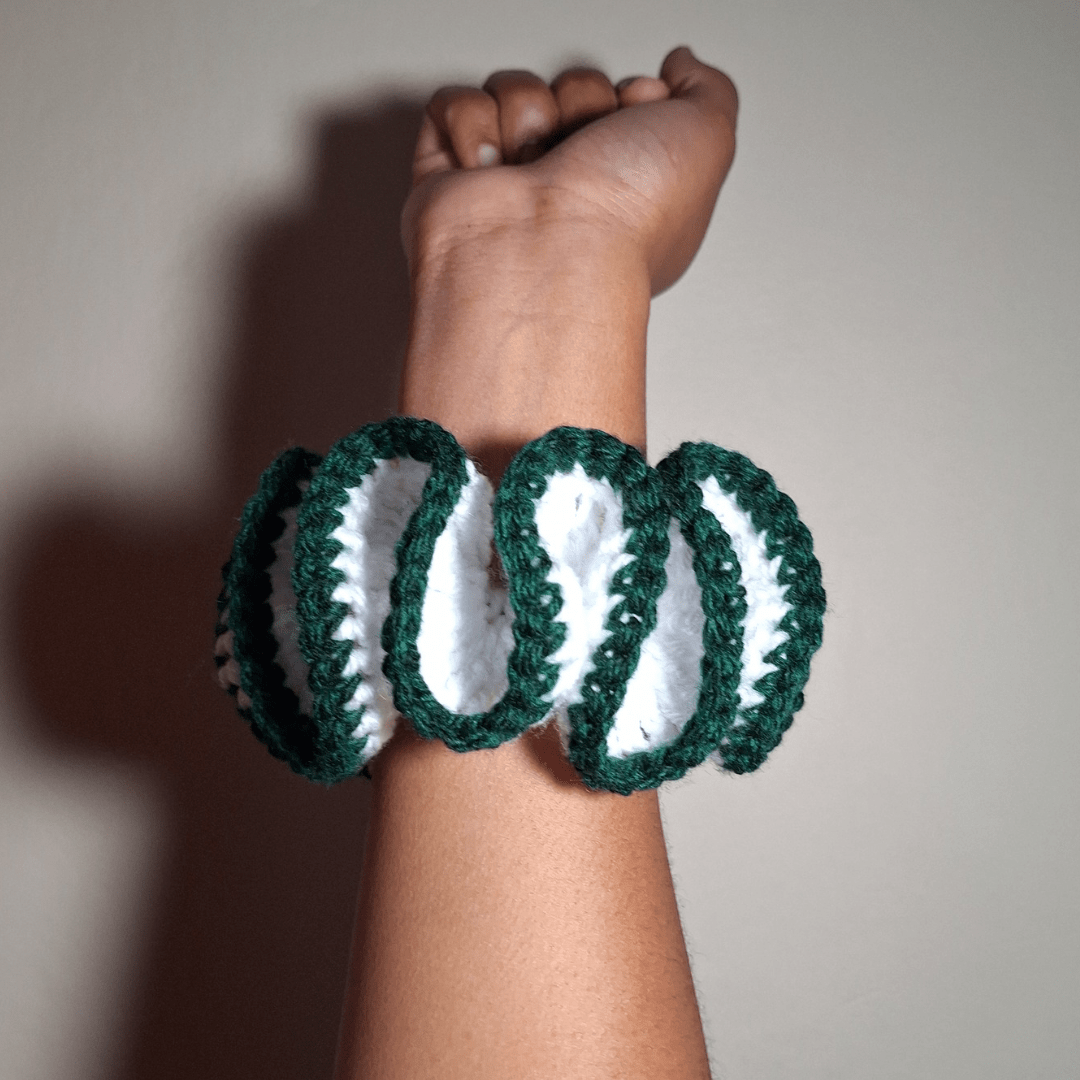 Outlined Wavy Scrunchie - Cleo Kalon Creations