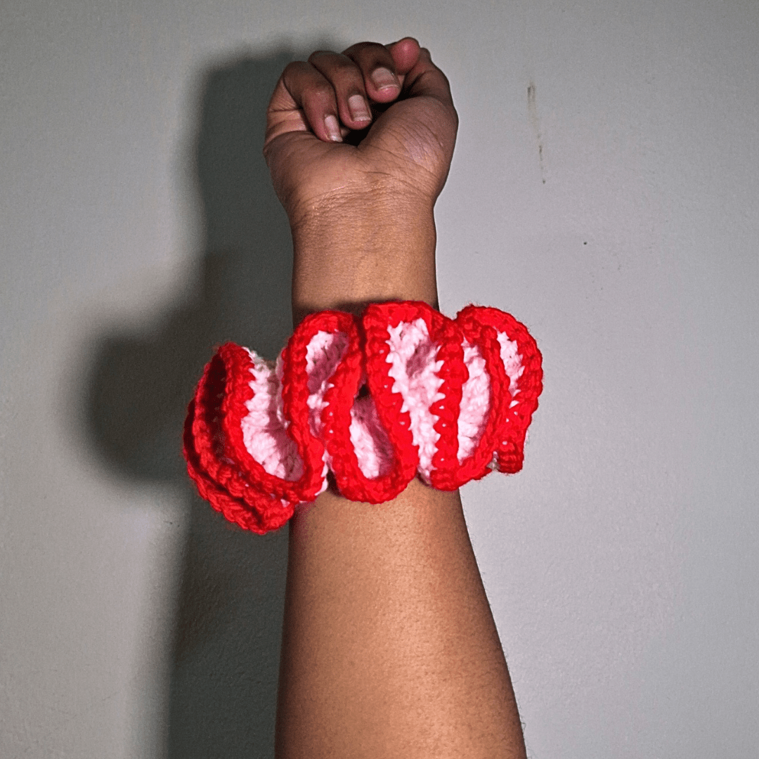 Outlined Wavy Scrunchie - Cleo Kalon Creations