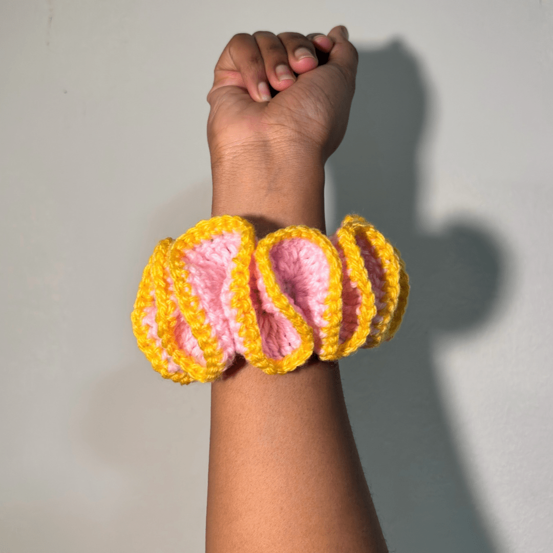 Outlined Wavy Scrunchie - Cleo Kalon Creations