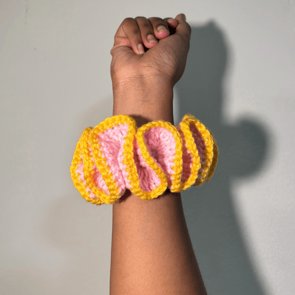 Outlined Wavy Scrunchie - Cleo Kalon Creations
