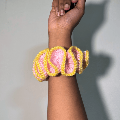 Outlined Wavy Scrunchie - Cleo Kalon Creations