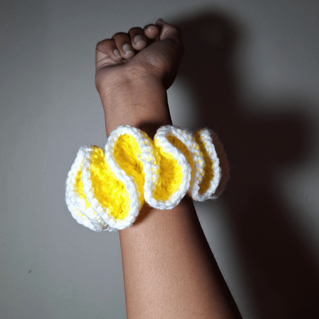 Outlined Wavy Scrunchie - Cleo Kalon Creations