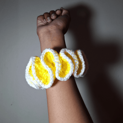 Outlined Wavy Scrunchie - Cleo Kalon Creations