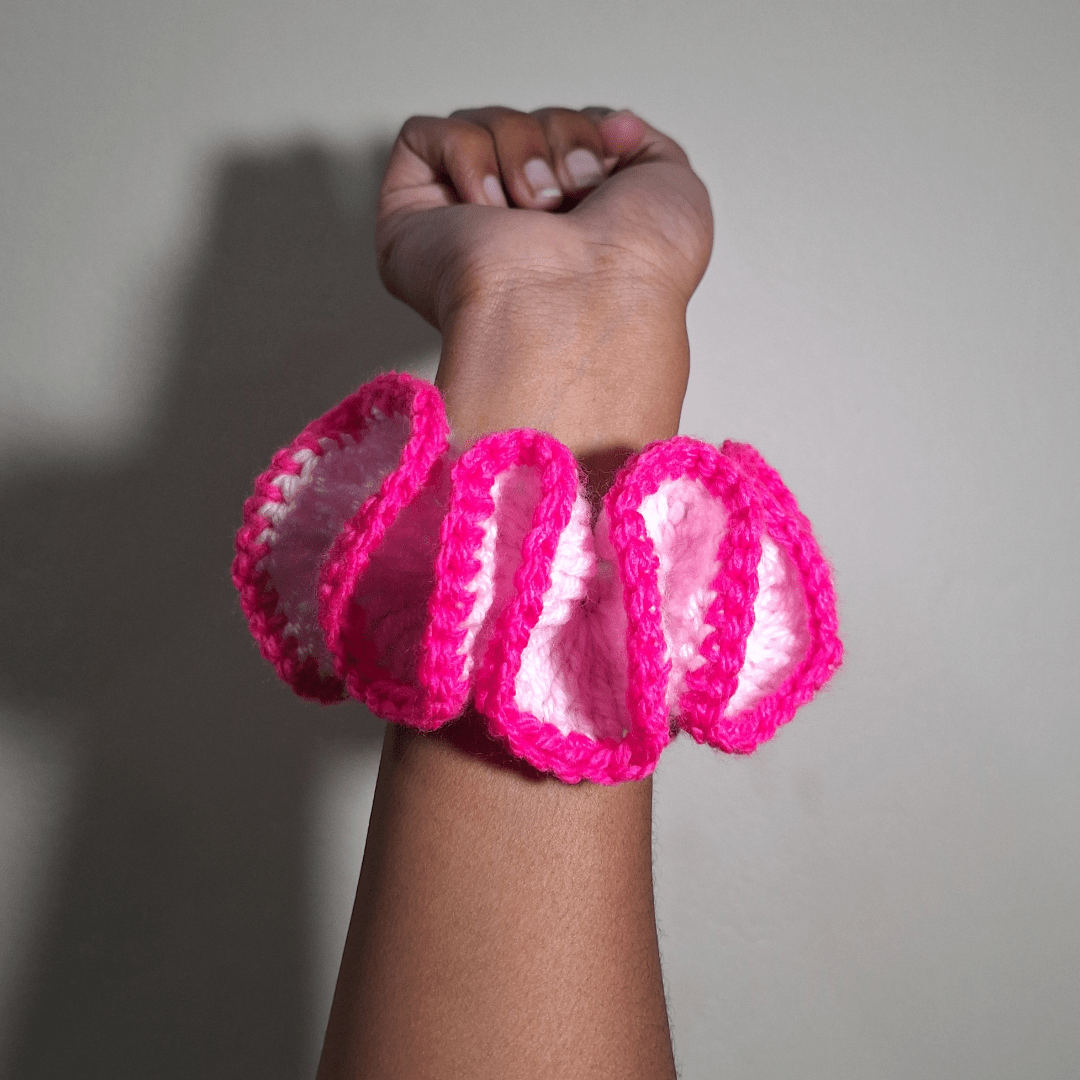 Outlined Wavy Scrunchie - Cleo Kalon Creations