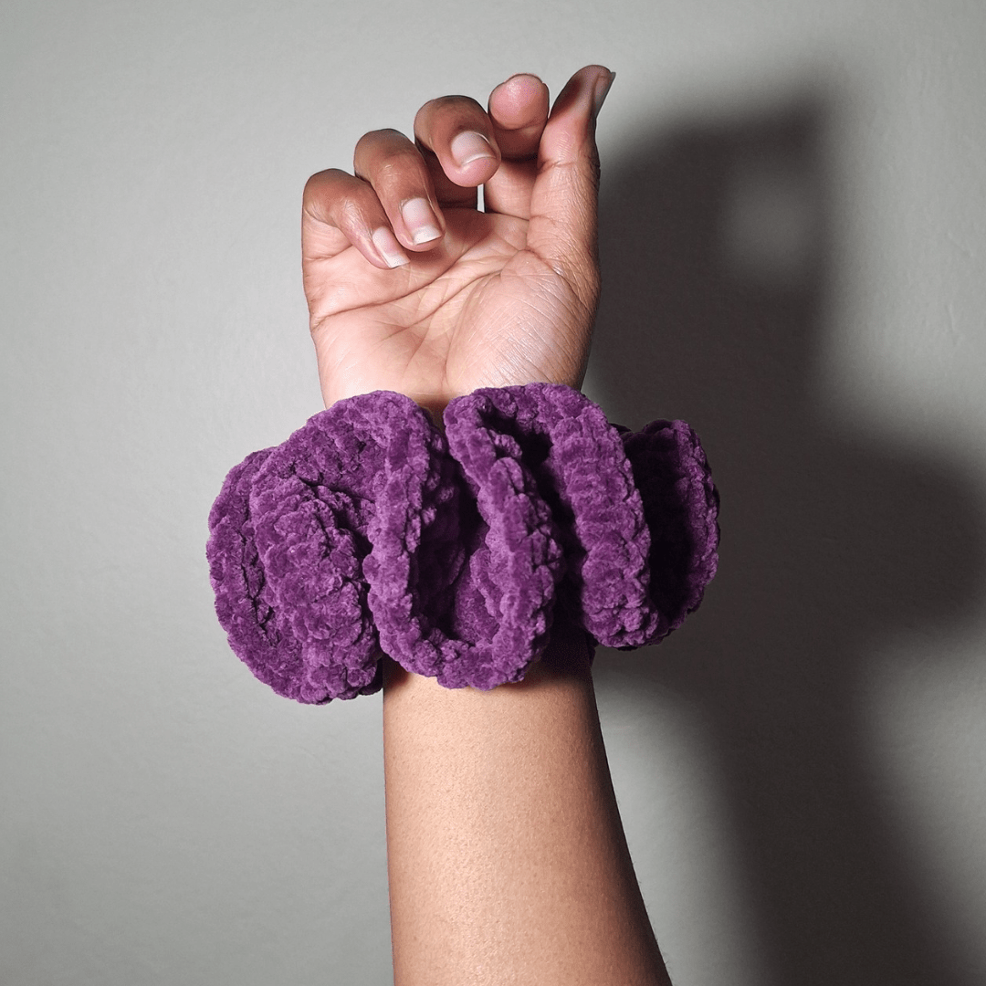 Velvet Scrunchie - Cleo Kalon Creations